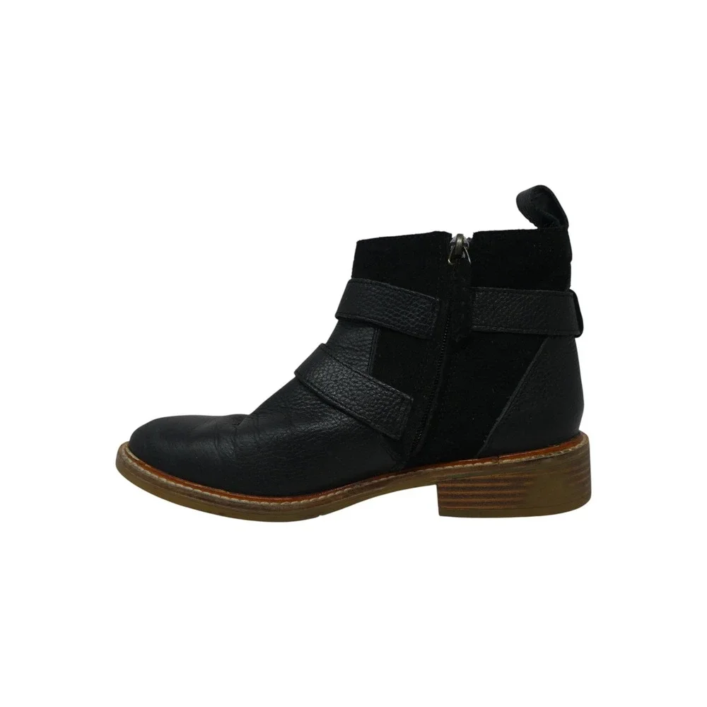 Clarks Ankle Boots Womens 7 Black Leather Suede Buckle Moto Zip